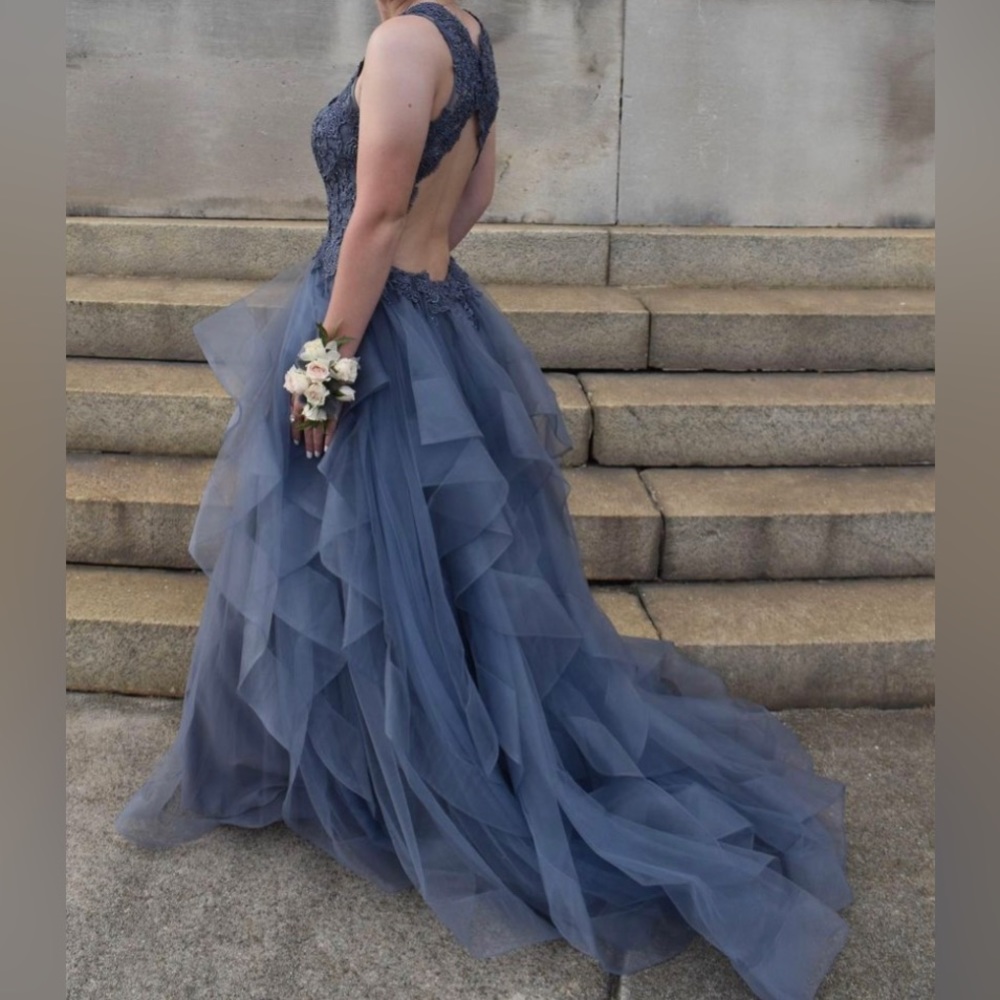 Prom Dress - Picture 5 of 6